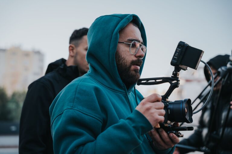 Comment organiser un atelier de réalisation pour téléfilms musicaux ?